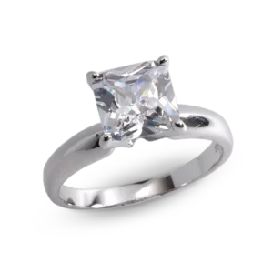 Silberfarbener Ring mit funkelndem Stein in Krappenfassung. Elegant und zeitlos.