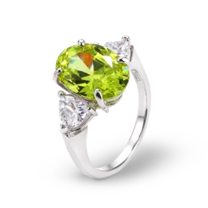 Silber Ring mit hellem Zirkonia Stein.