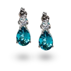 Ohrhänger mit blauem Diamant
